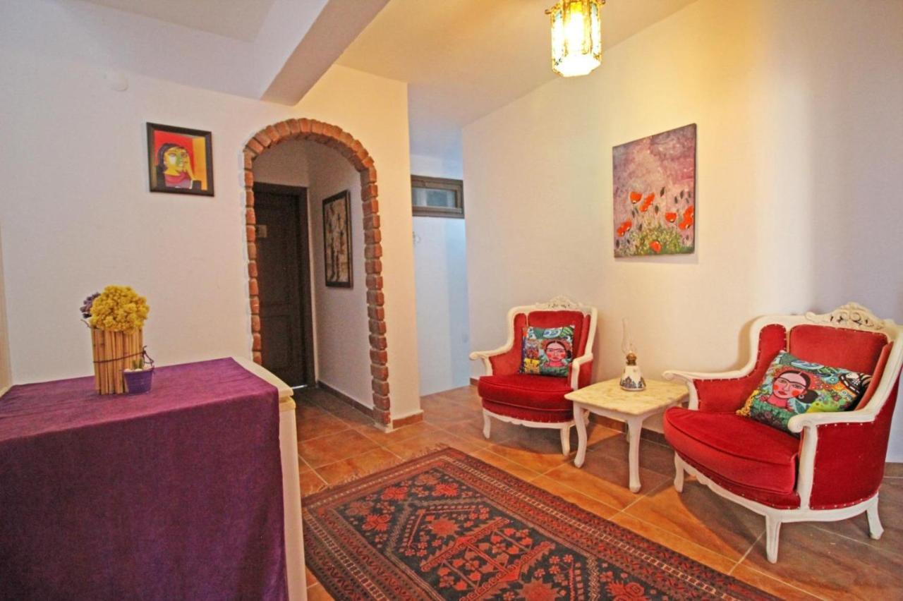 Eflatun Konuk Evi Hotel Canakkale Exterior photo