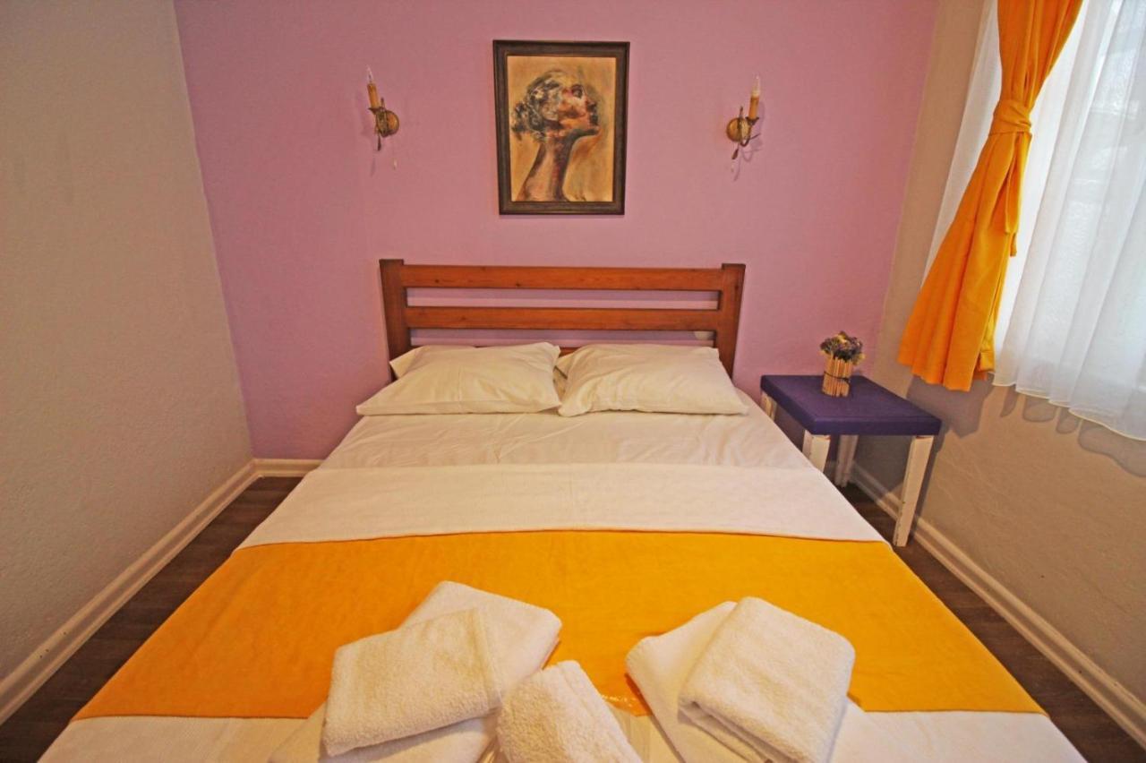 Eflatun Konuk Evi Hotel Canakkale Exterior photo